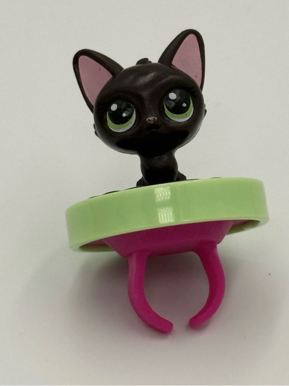 SUBWAY Kids Meal Toy 2017 Hasbro Littlest Pet Shop Cat Ring JADE CATKIN